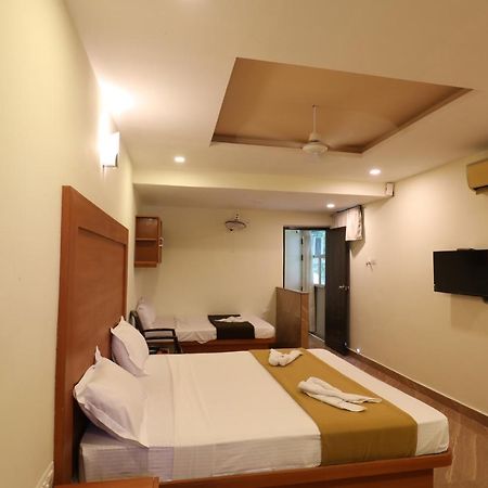 Hotel Rydham Мадурай Екстериор снимка