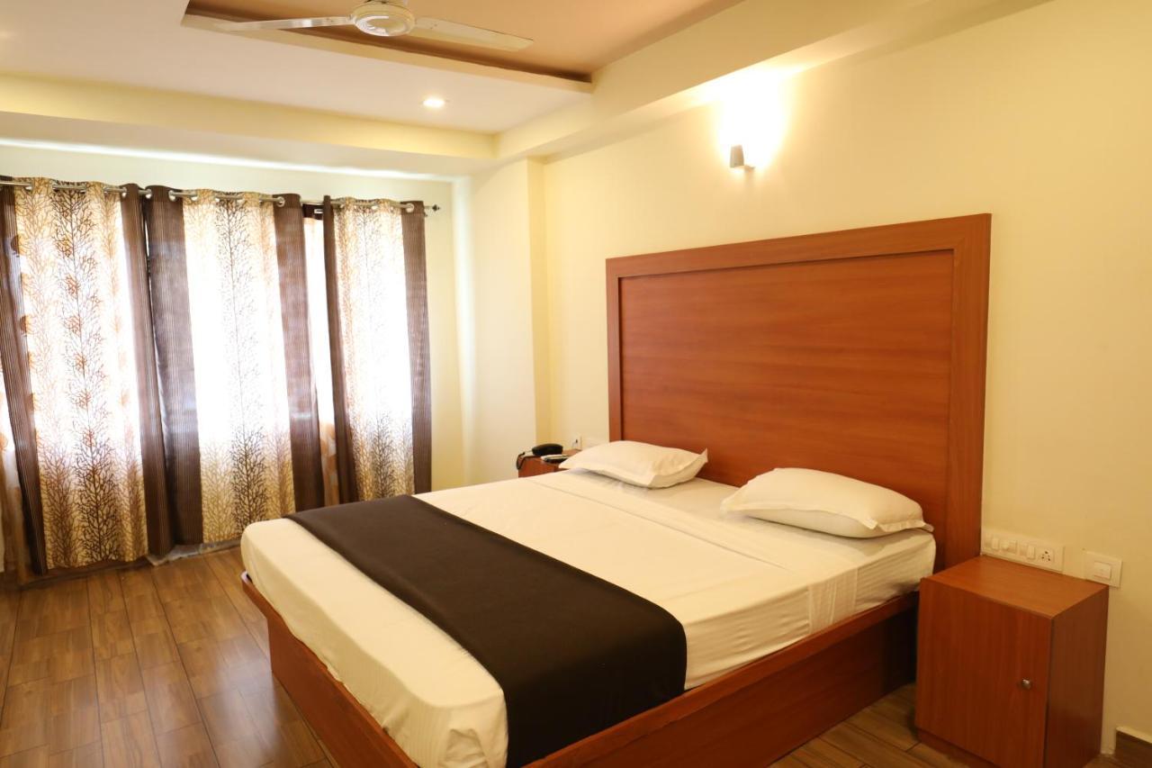 Hotel Rydham Мадурай Екстериор снимка