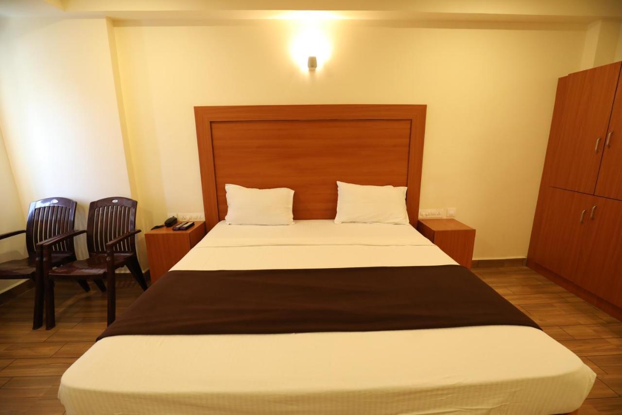 Hotel Rydham Мадурай Екстериор снимка