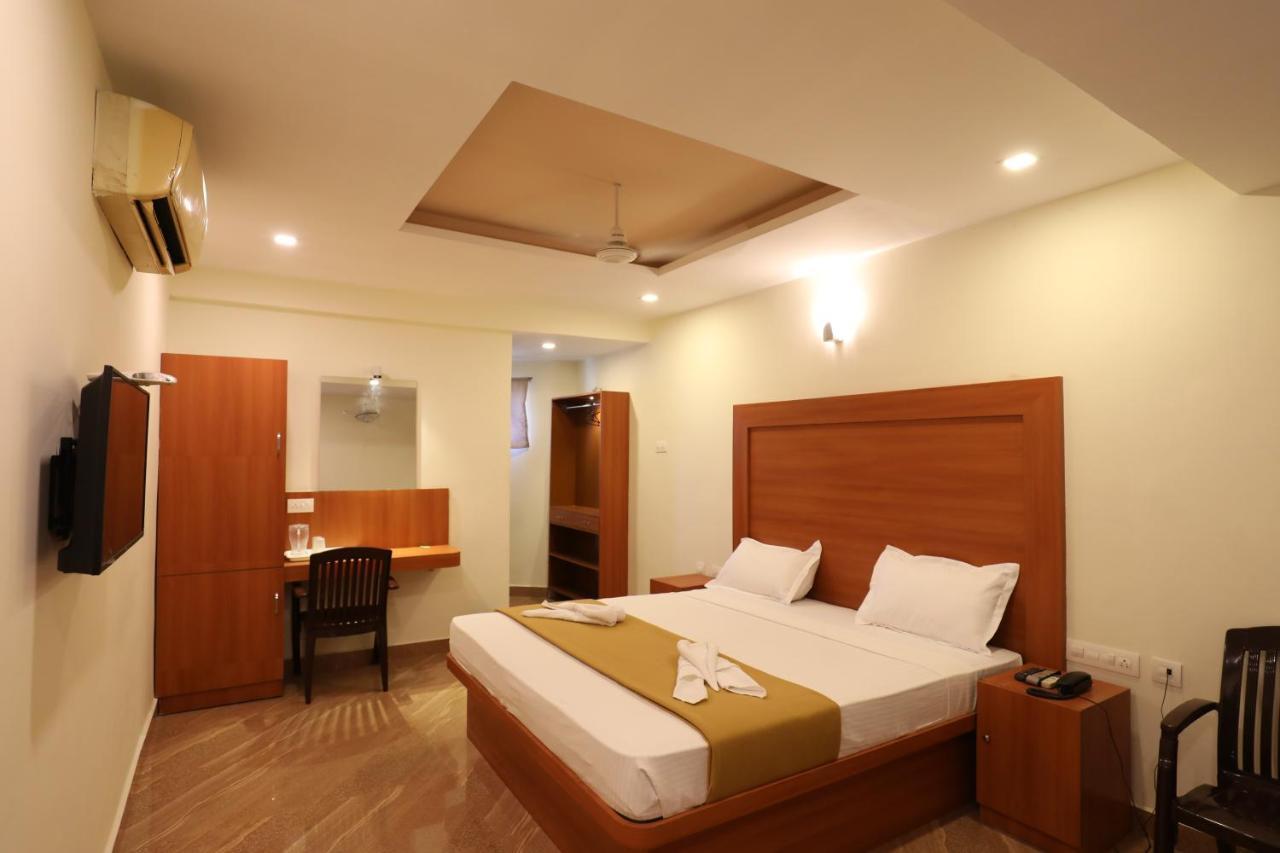 Hotel Rydham Мадурай Екстериор снимка