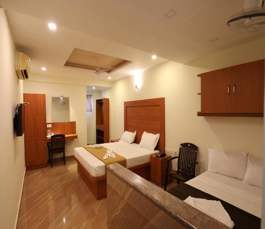 Hotel Rydham Мадурай Екстериор снимка